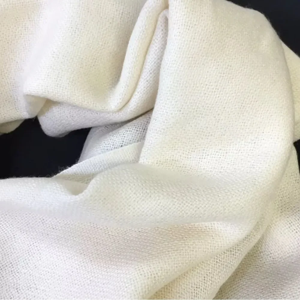 Auth Chanel 100% Creamy White Cashmere CC Gold Sequins Stole Scarf Muffler Wrap
